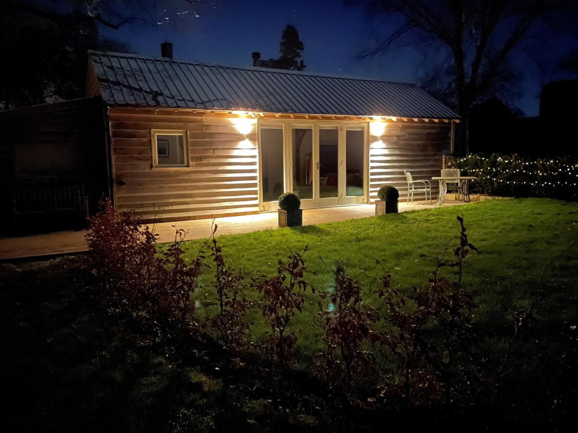 Stunning Cabin With Incredible Views Near Goodwood Rogate ภายนอก รูปภาพ